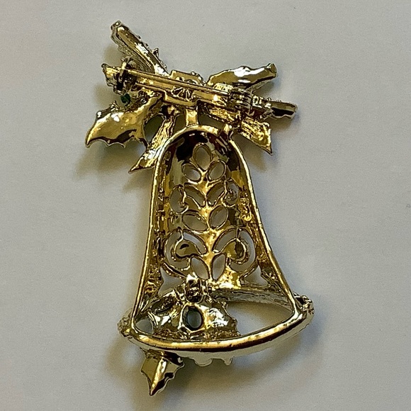 Christmas Bell Brooch - Picture 3 of 5